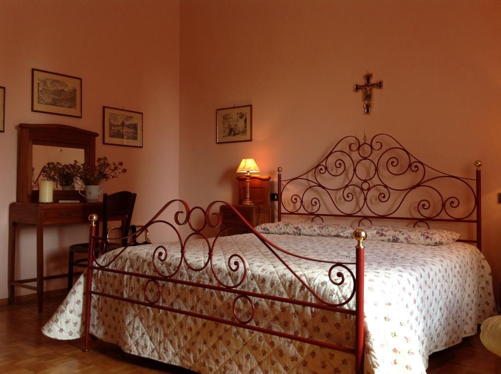 La Romita Ospitalita Rurale Familiare Villa Montisi Kamer foto
