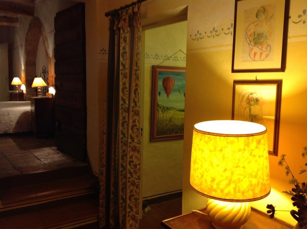 La Romita Ospitalita Rurale Familiare Villa Montisi Kamer foto
