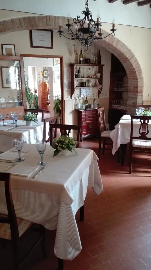 La Romita Ospitalita Rurale Familiare Villa Montisi Buitenkant foto