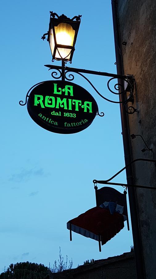 La Romita Ospitalita Rurale Familiare Villa Montisi Buitenkant foto